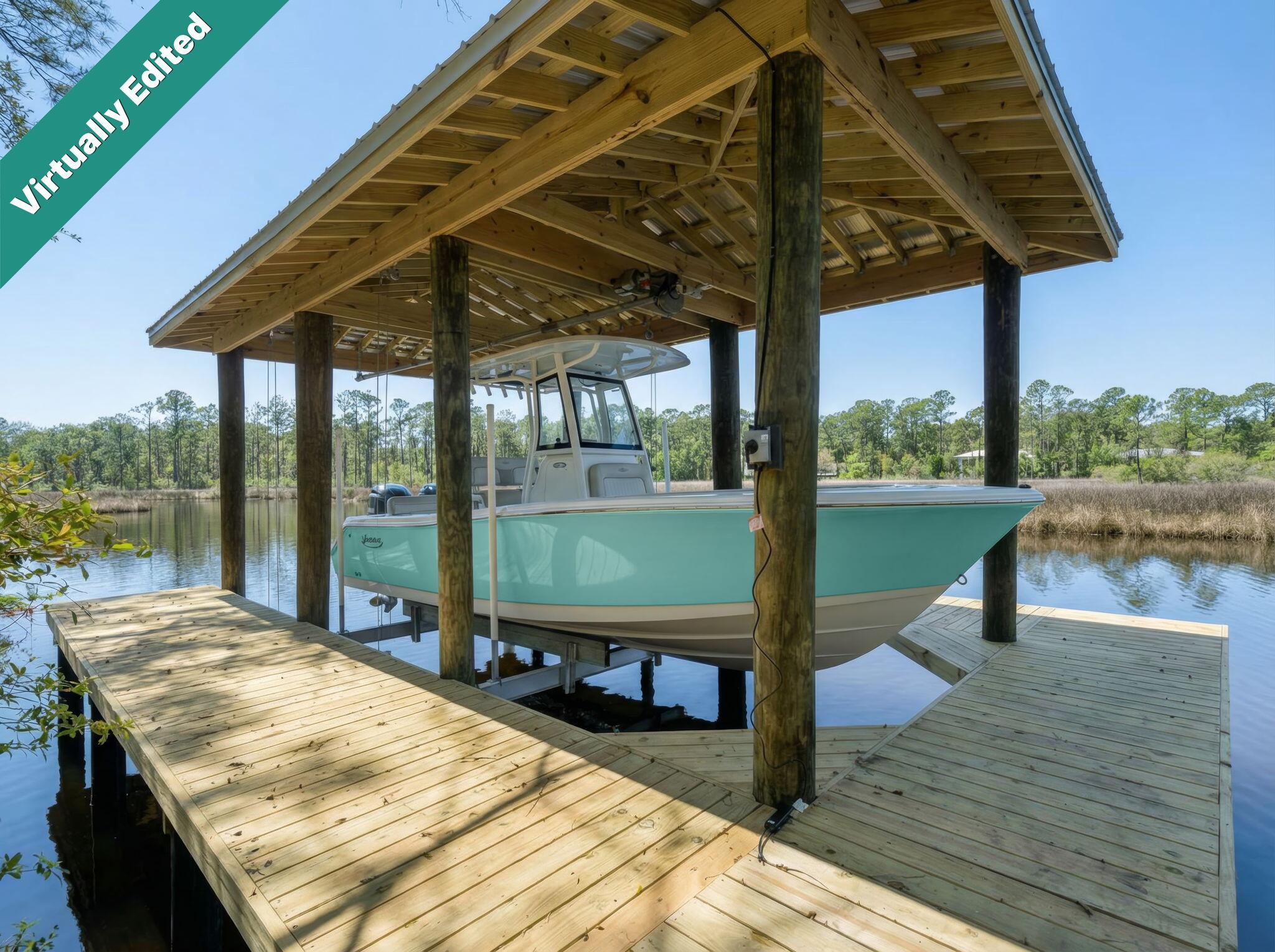 Image 2: Boat Dock/Lift