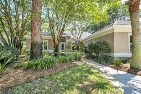 4046 Indian Trail