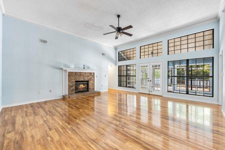 1309 Rosewood Way