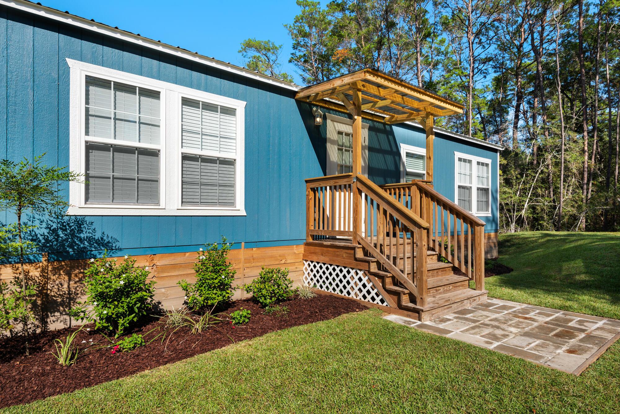 Image 2: Home Entryway
