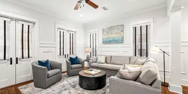 Image 2: Living Room