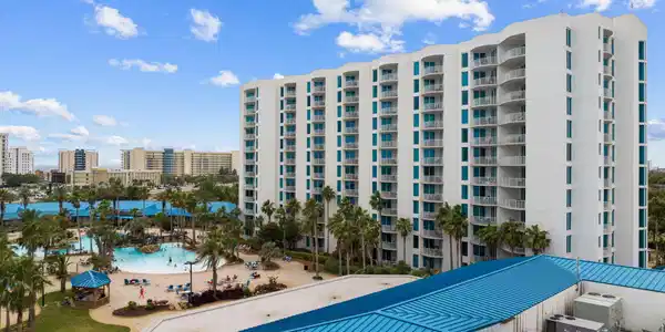 Image 2: The Palms of Destin