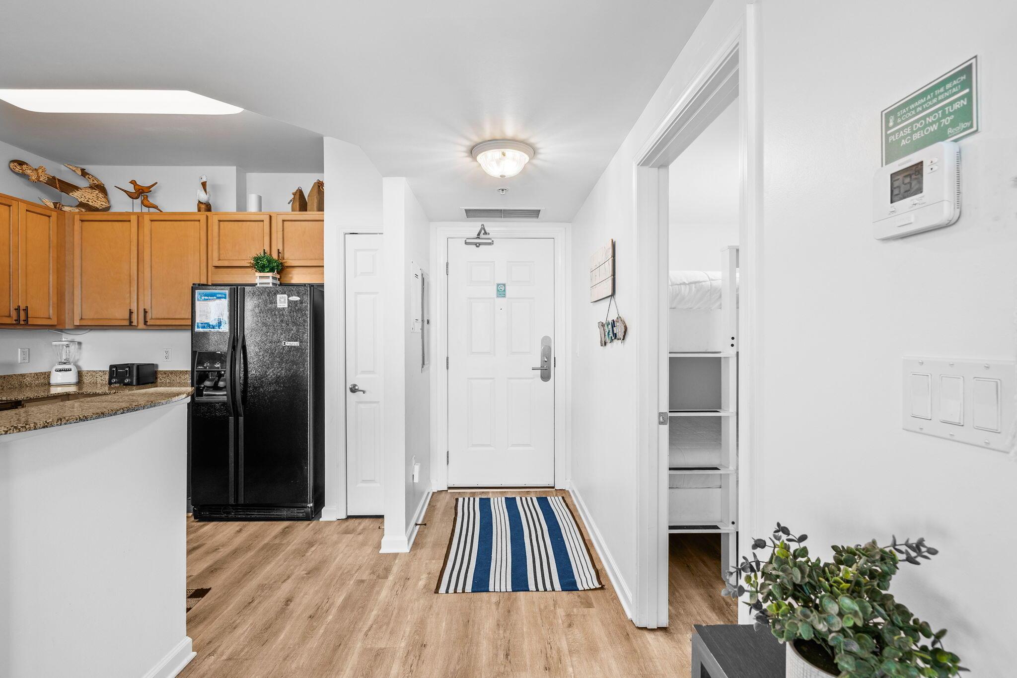 Image 4: Welcome to unit 21204