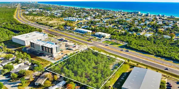 22000 Panama City Beach - 1 AC Parkway