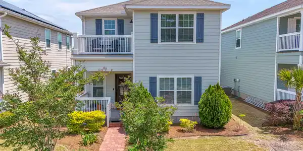 2409 Grandiflora Boulevard