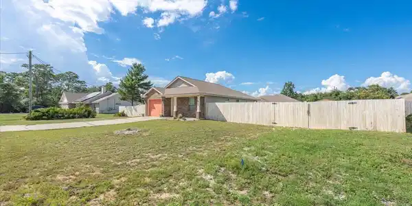 Image 3: 03-4852 Martina Way-Gulf Breeze-3