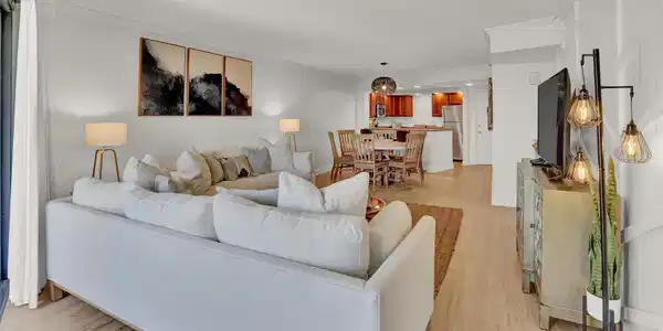 Image 4: IMG_4998
