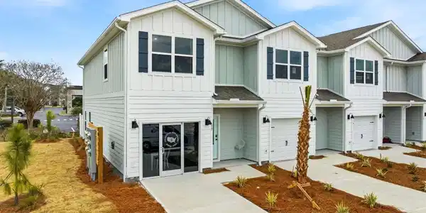 108 Bismark Boulevard