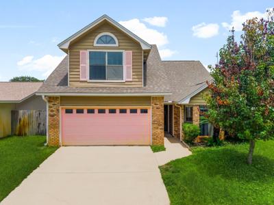 206 Woodland Park Circle