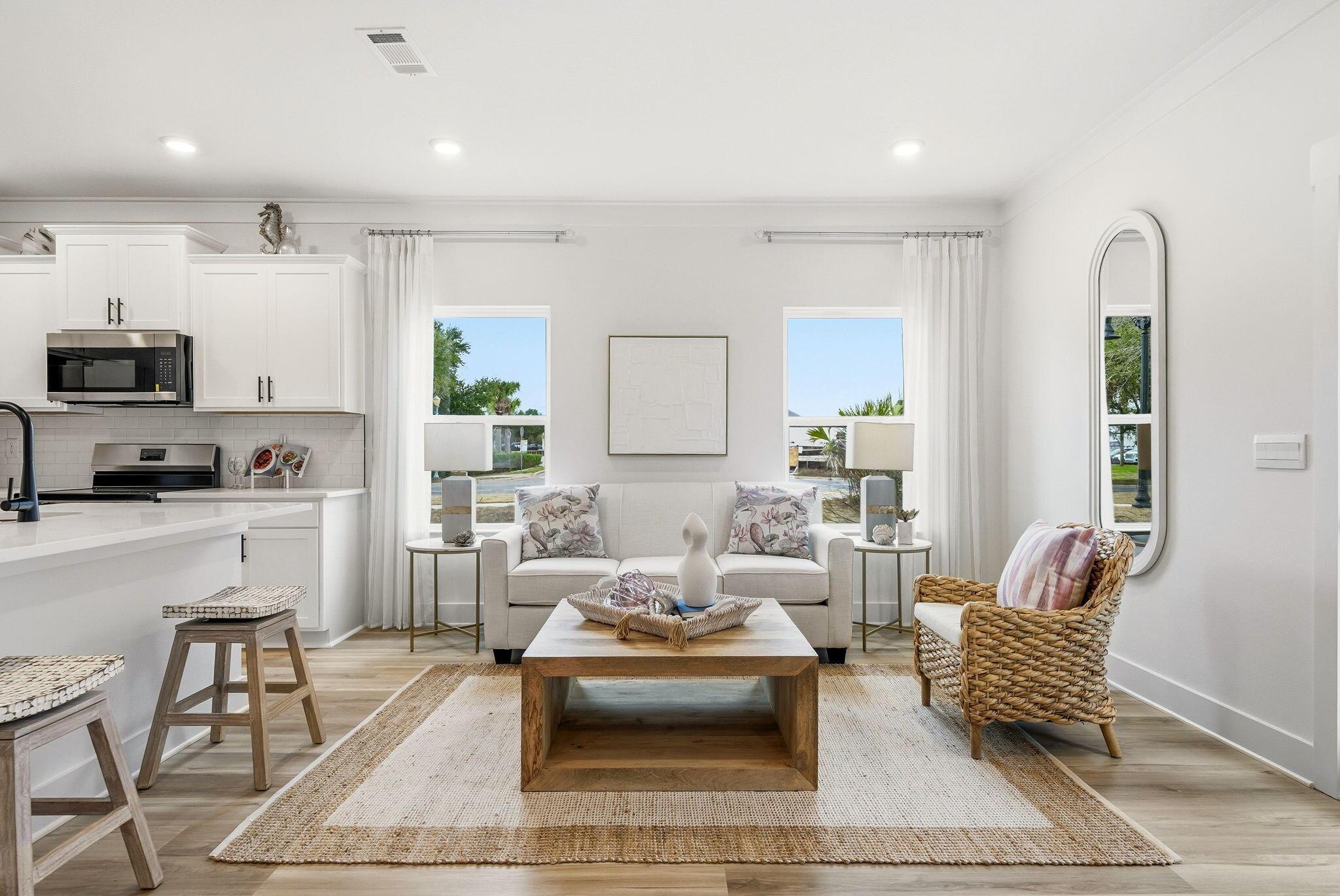 Image 4: 8-web-or-mls-105 Foxtail Way -08