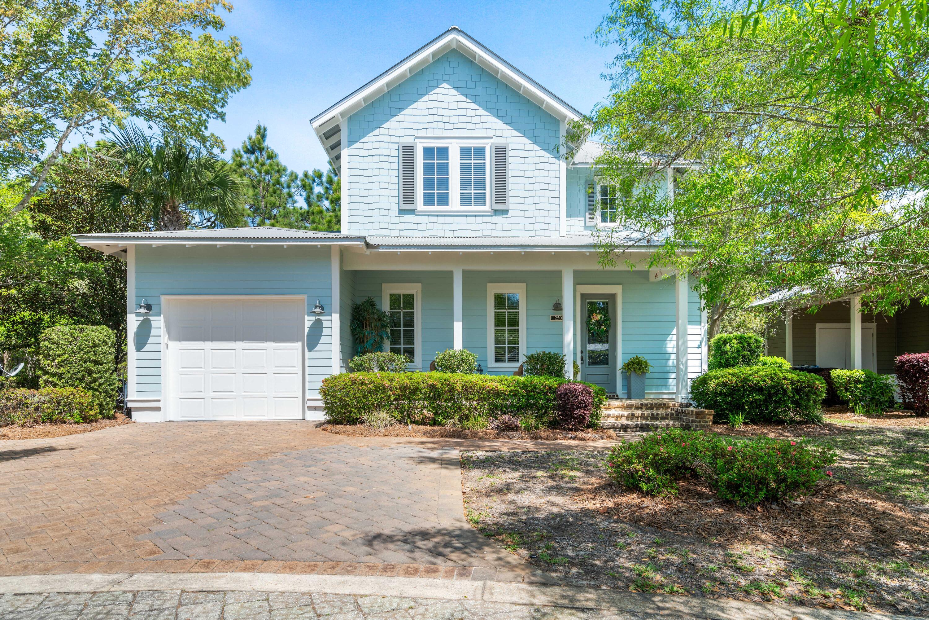 Image 1: 250 Carson Oak-7
