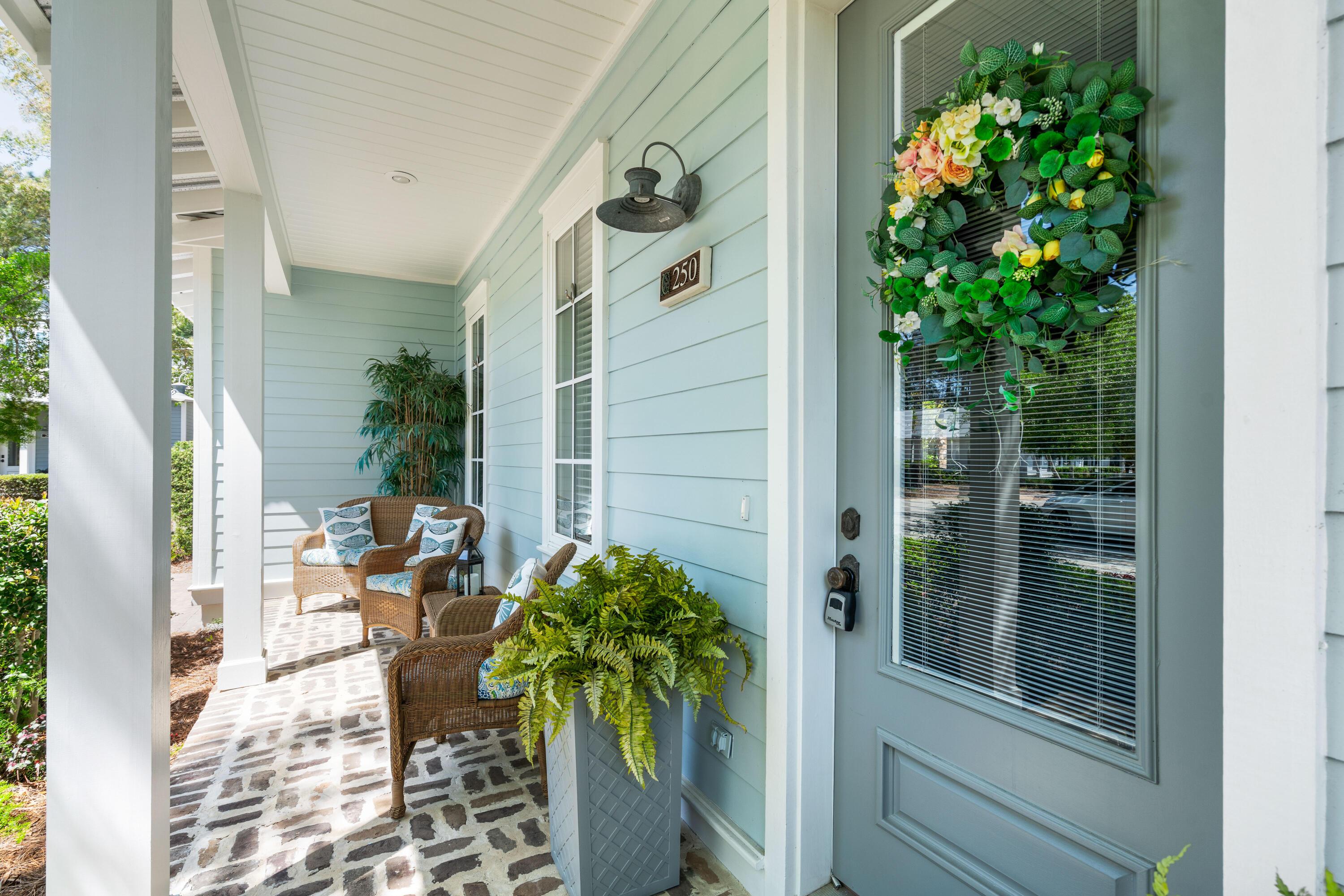 Image 3: 250 Carson Oak-10