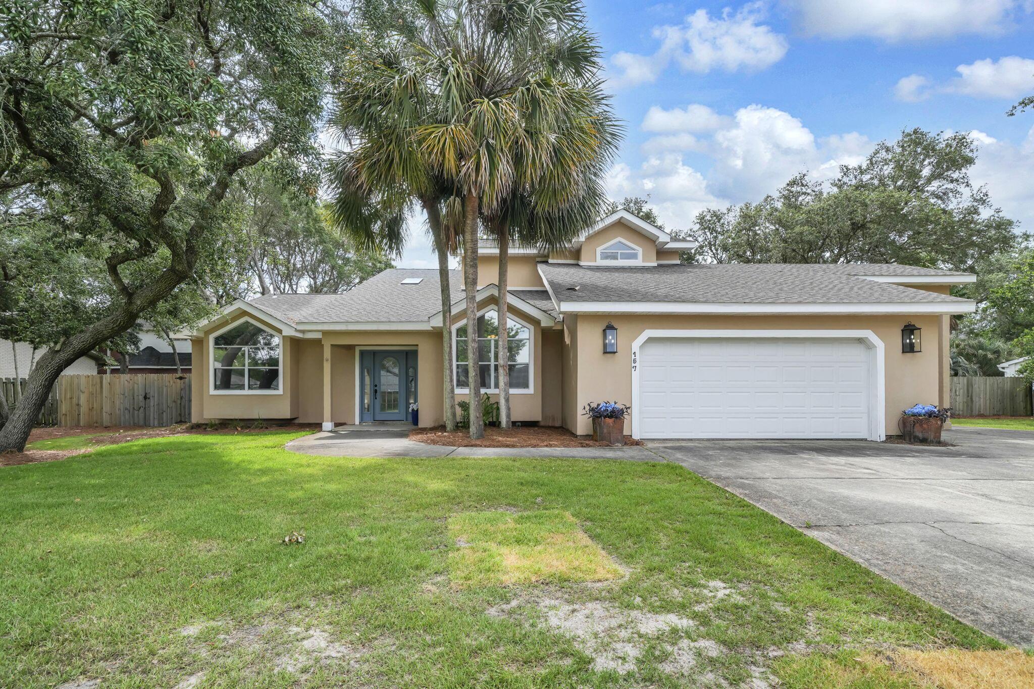 Image 2: 157 Indian Bayou Drive