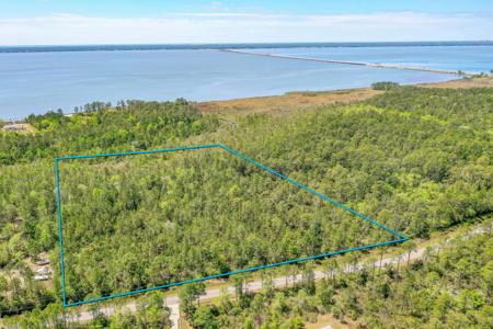 10 acres Jolly Bay Road