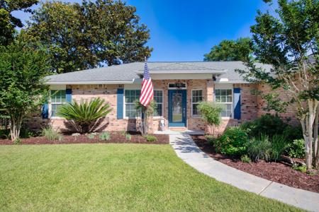 1702 Ingrid Court