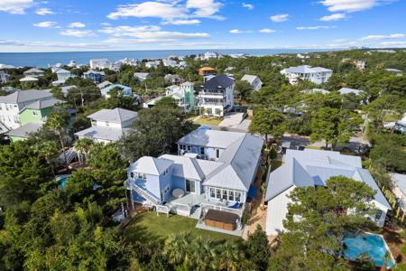 196 Hilltop Drive
