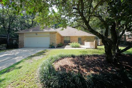 1695 Parkside Circle