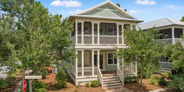 694 Flatwoods Forest Loop