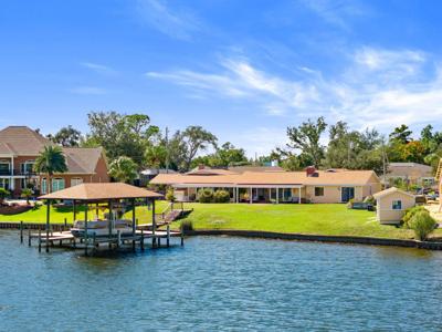 2446 Pretty Bayou Boulevard