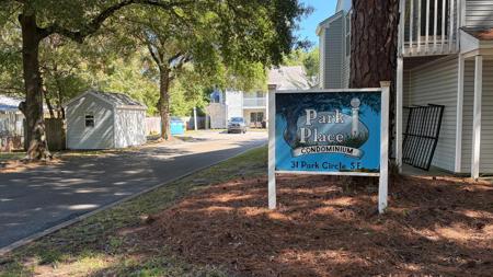 31 SE Park Circle