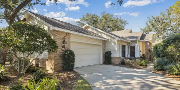 1258 Deerwood Drive