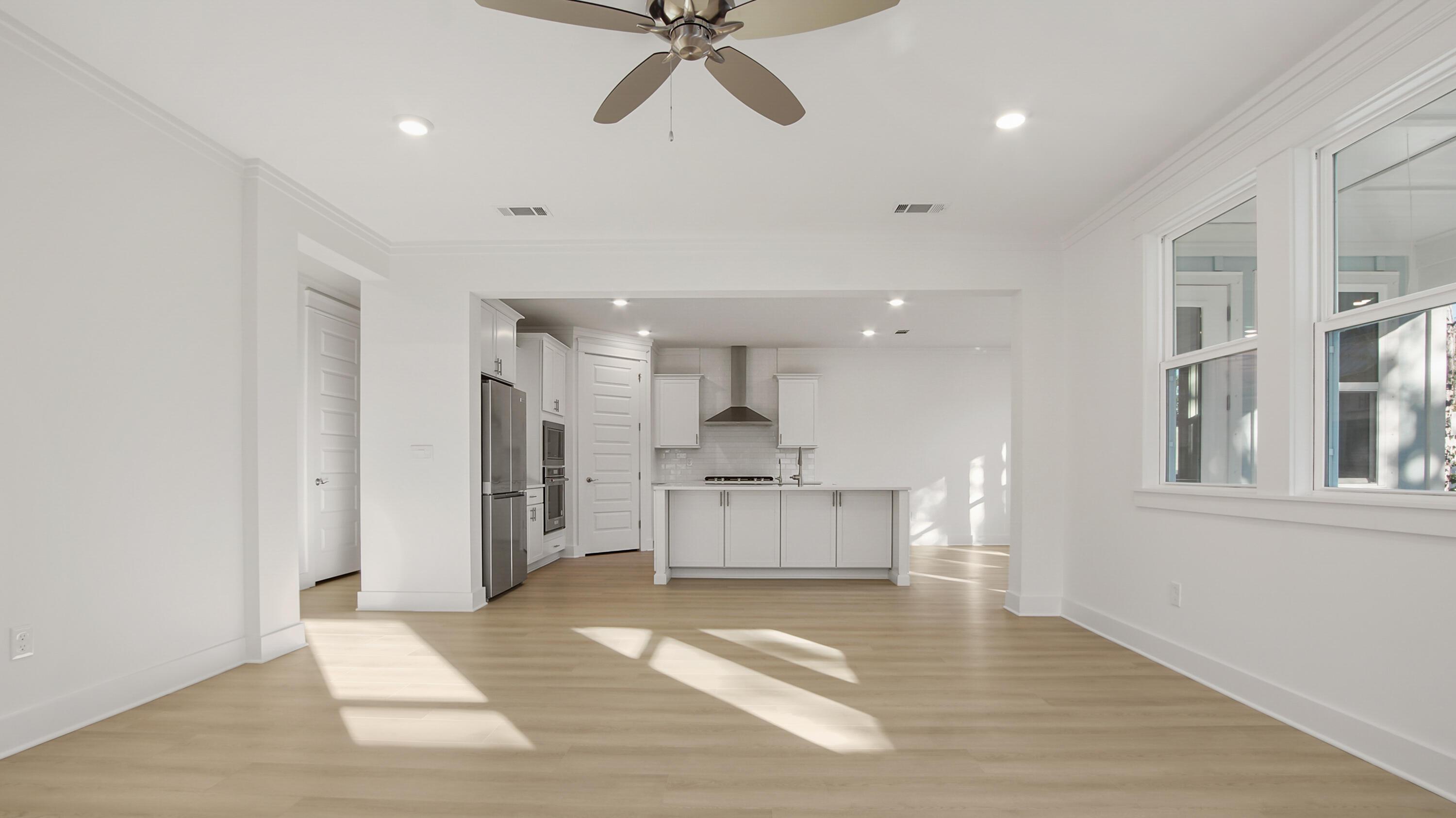 Image 4: 33_Ashwood_Ava_04_Living_Area