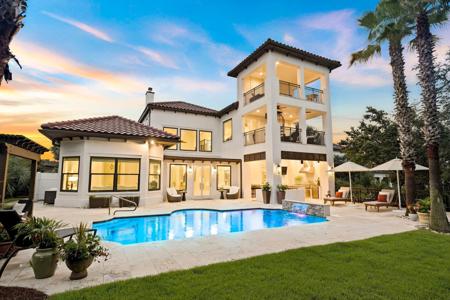 555 Sea Winds Drive