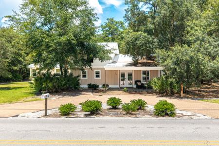 92 W Harborview Road