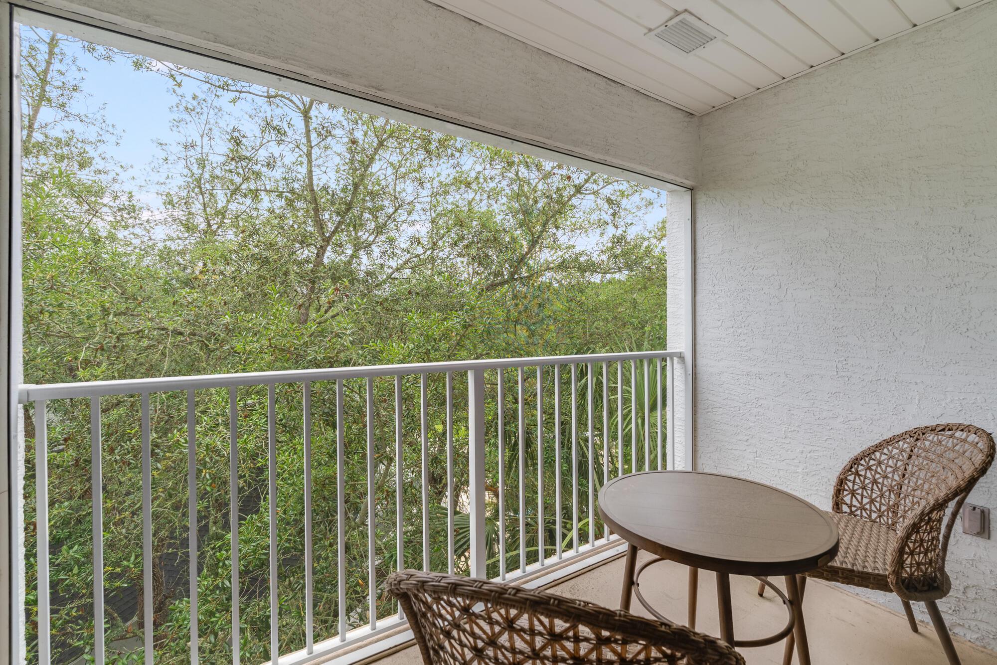 Image 4: Screened In porch