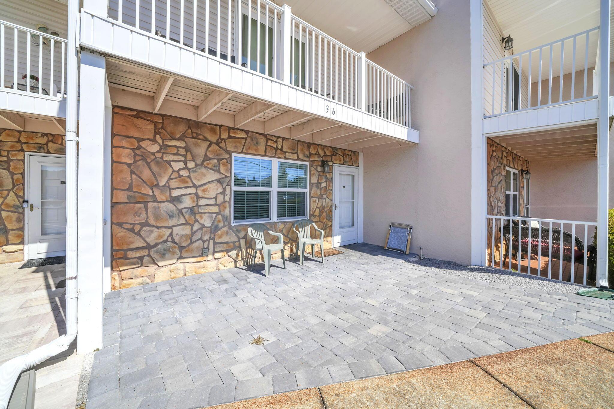 Image 4: Miramar Beach Condo for Sale