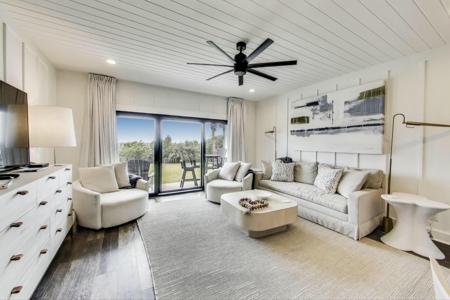 3604 E County Highway 30A