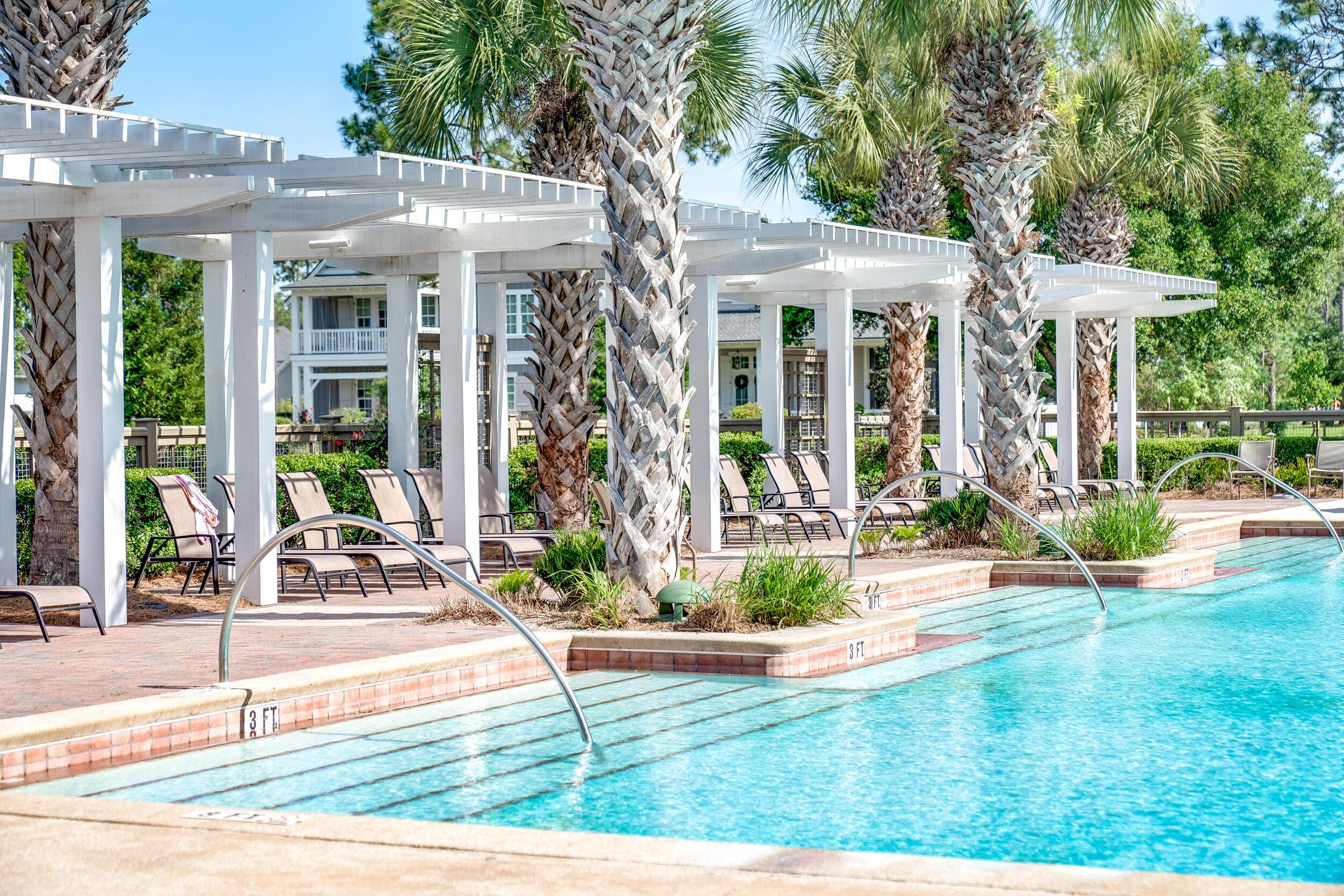 Image 4: Pool 1