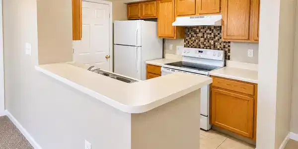 Image 4: IL171Kitchen