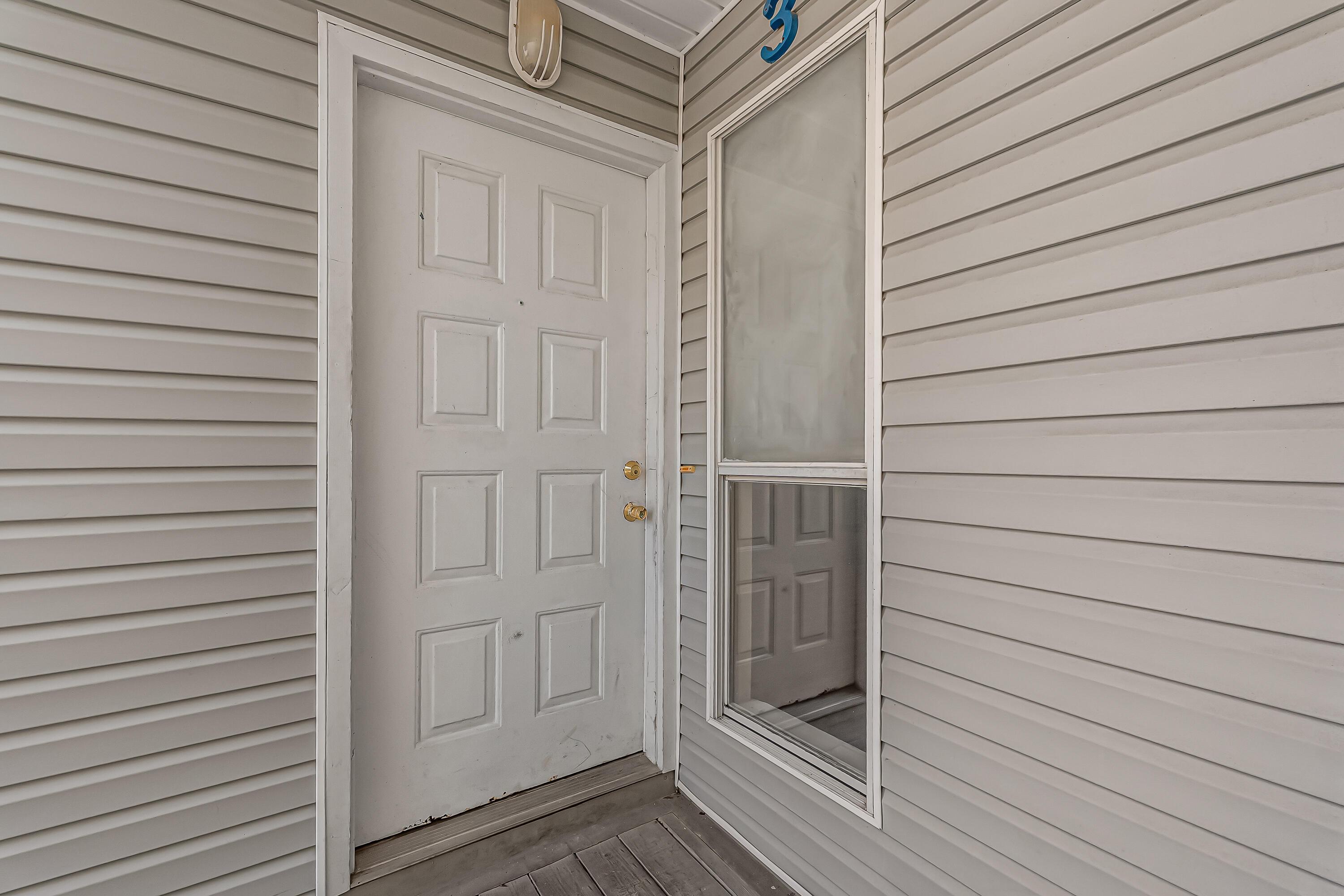 Image 3: entry
