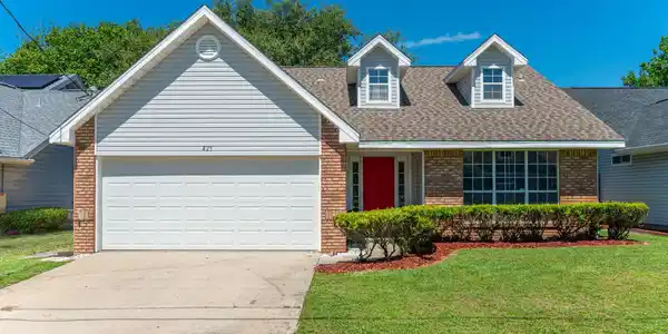 425 Sandy Ridge Circle