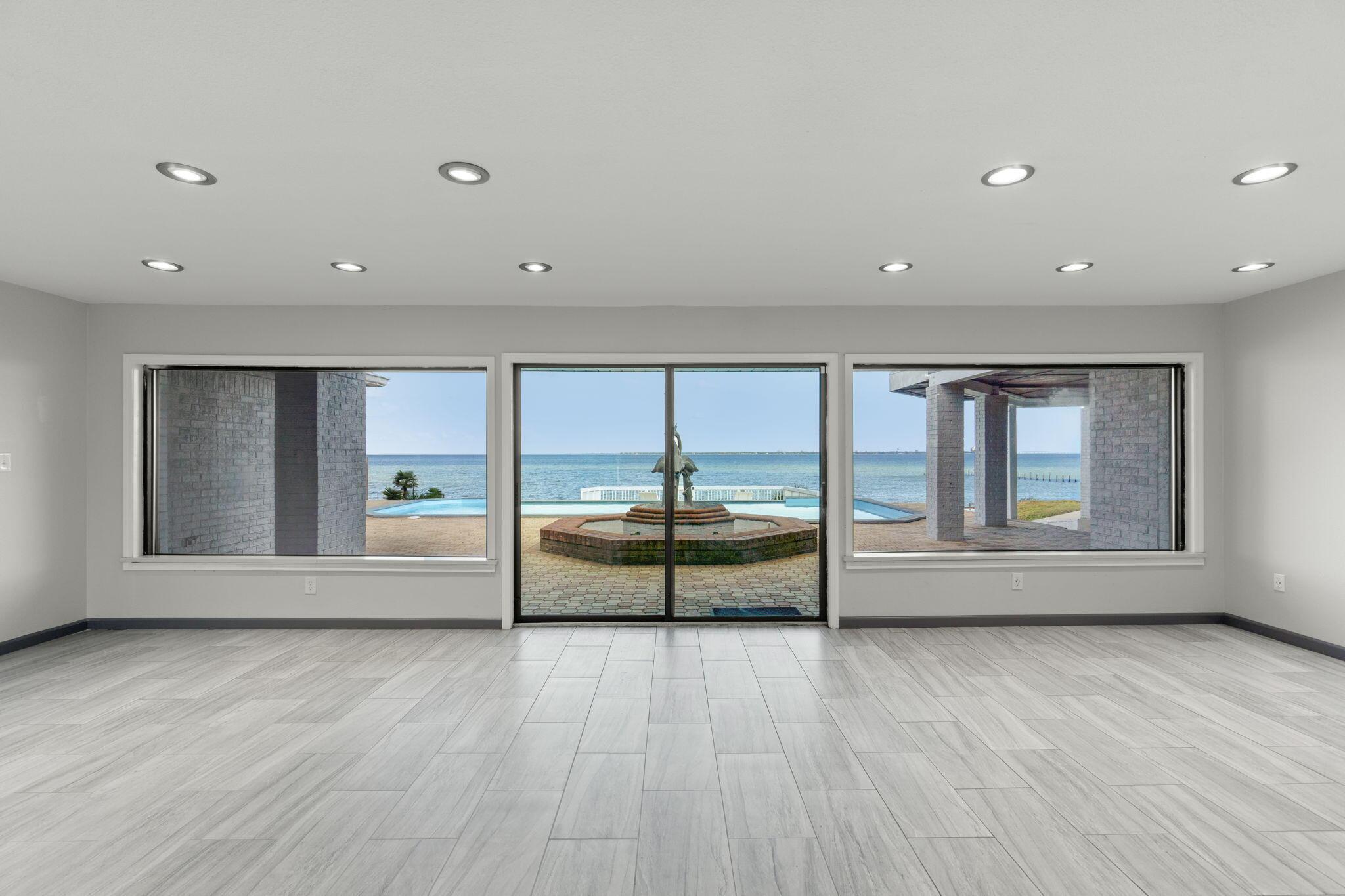 Image 4: 5 Country Club Rd