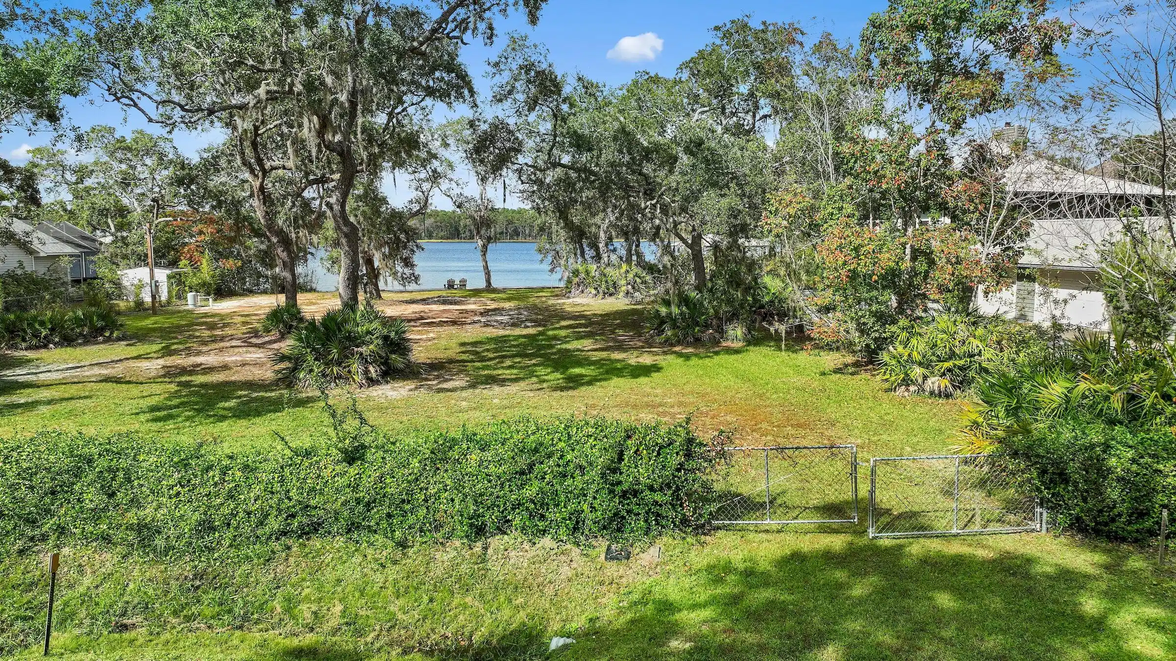 Image 1: web_448 Holly Point _11