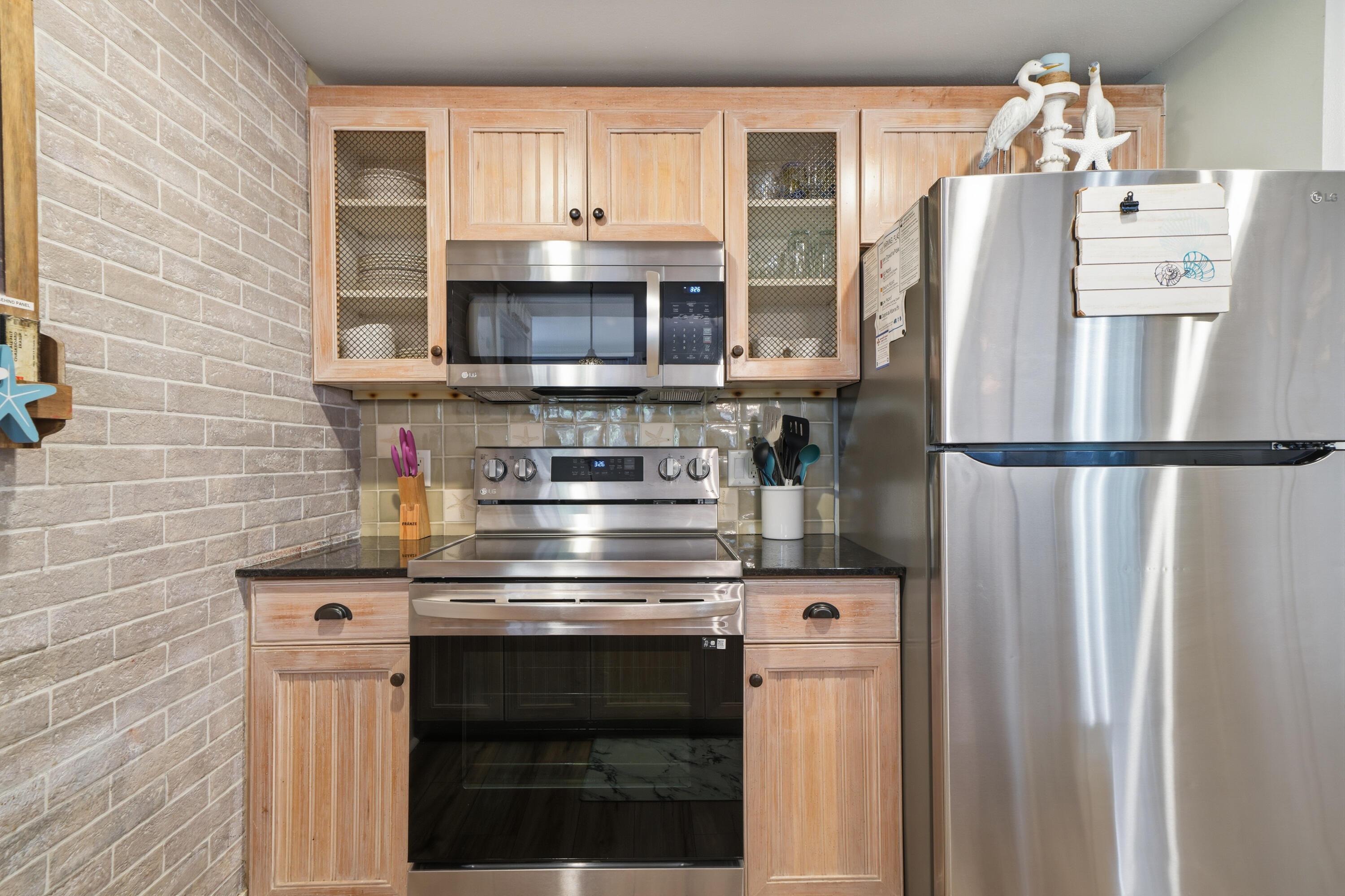 Image 4: Kitchen - stove