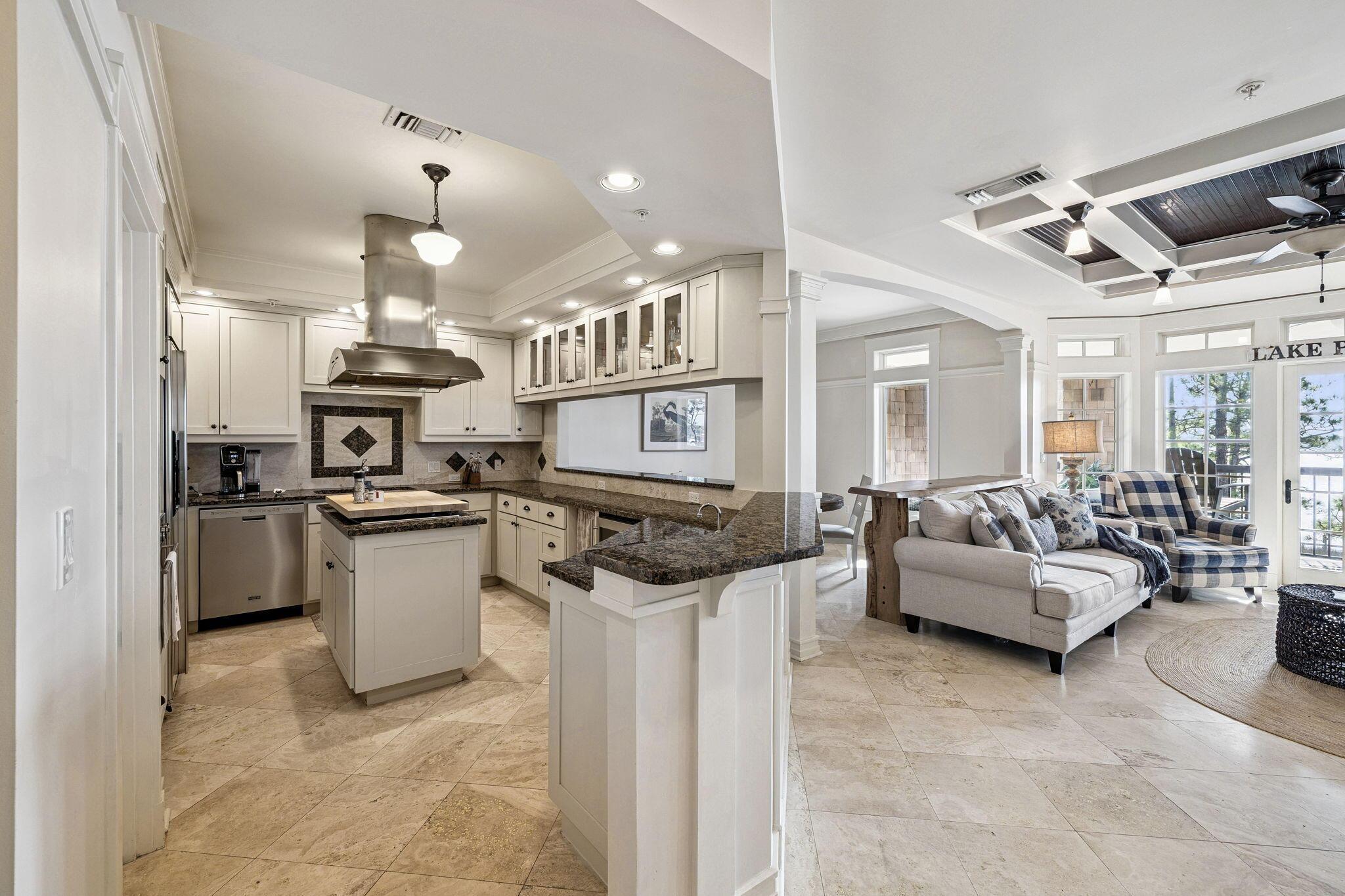 Image 3: Kitchen