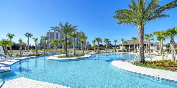 Image 4: tg lazy river4