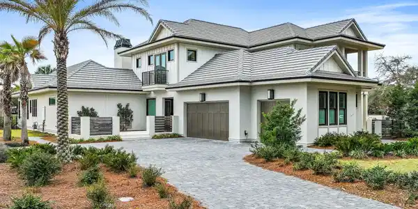 Image 3: Tradewinds, Lot 2