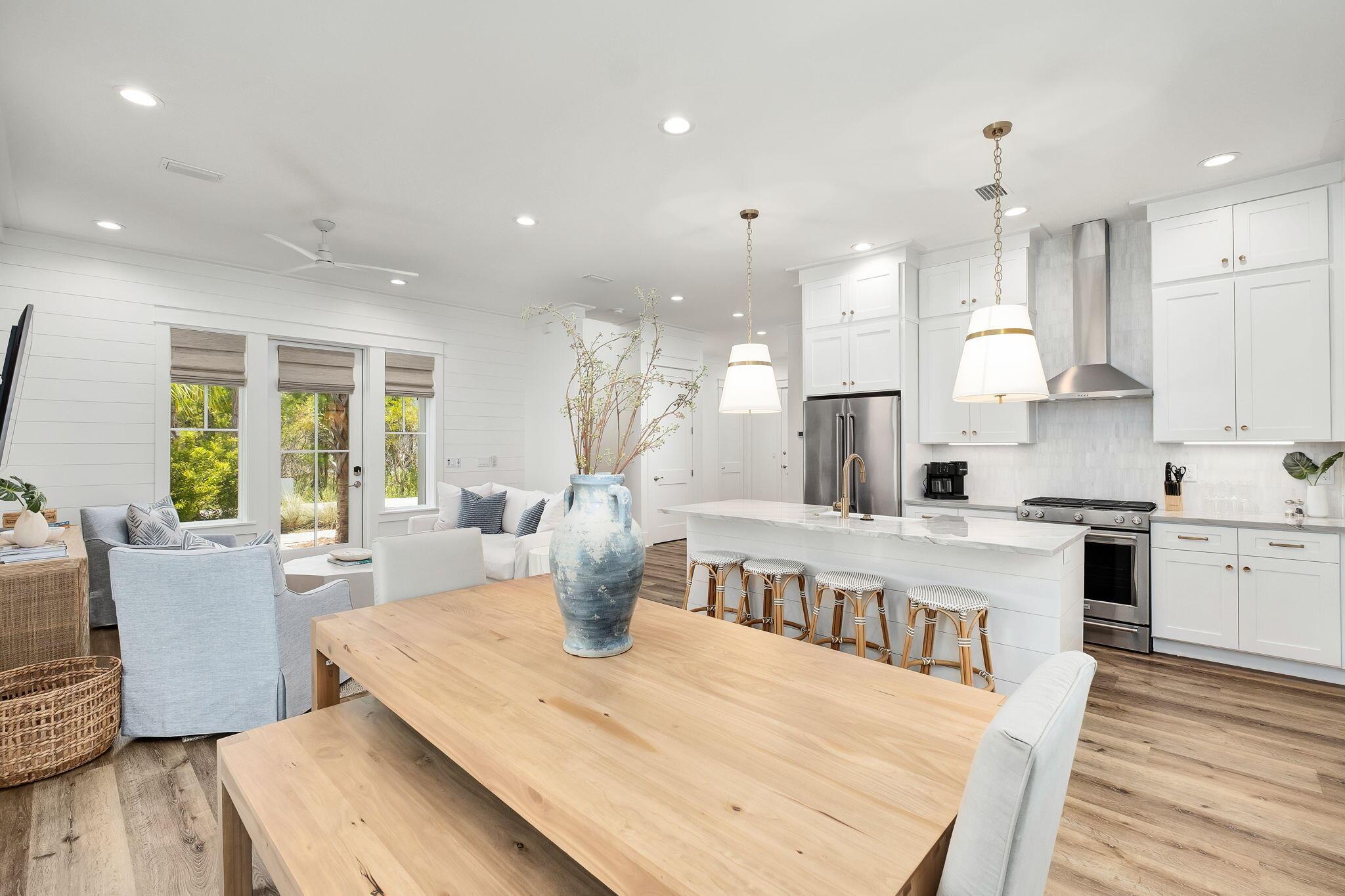 Image 1: 4-web-or-mls-dune-lake-studios-4