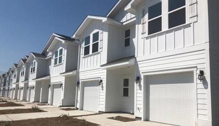 223 Sandhill Pines Drive