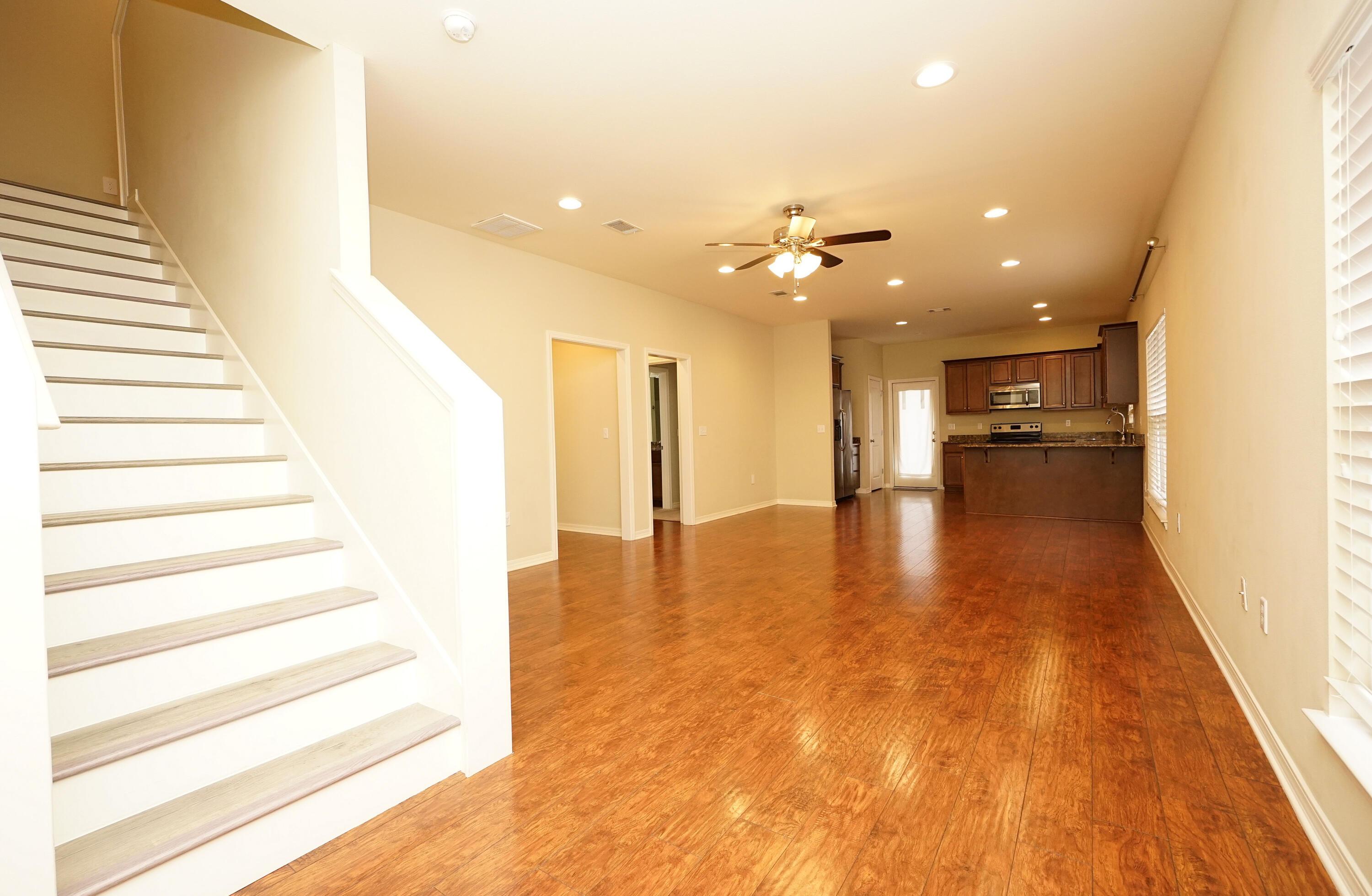 Image 4: 1305FinckLiving6