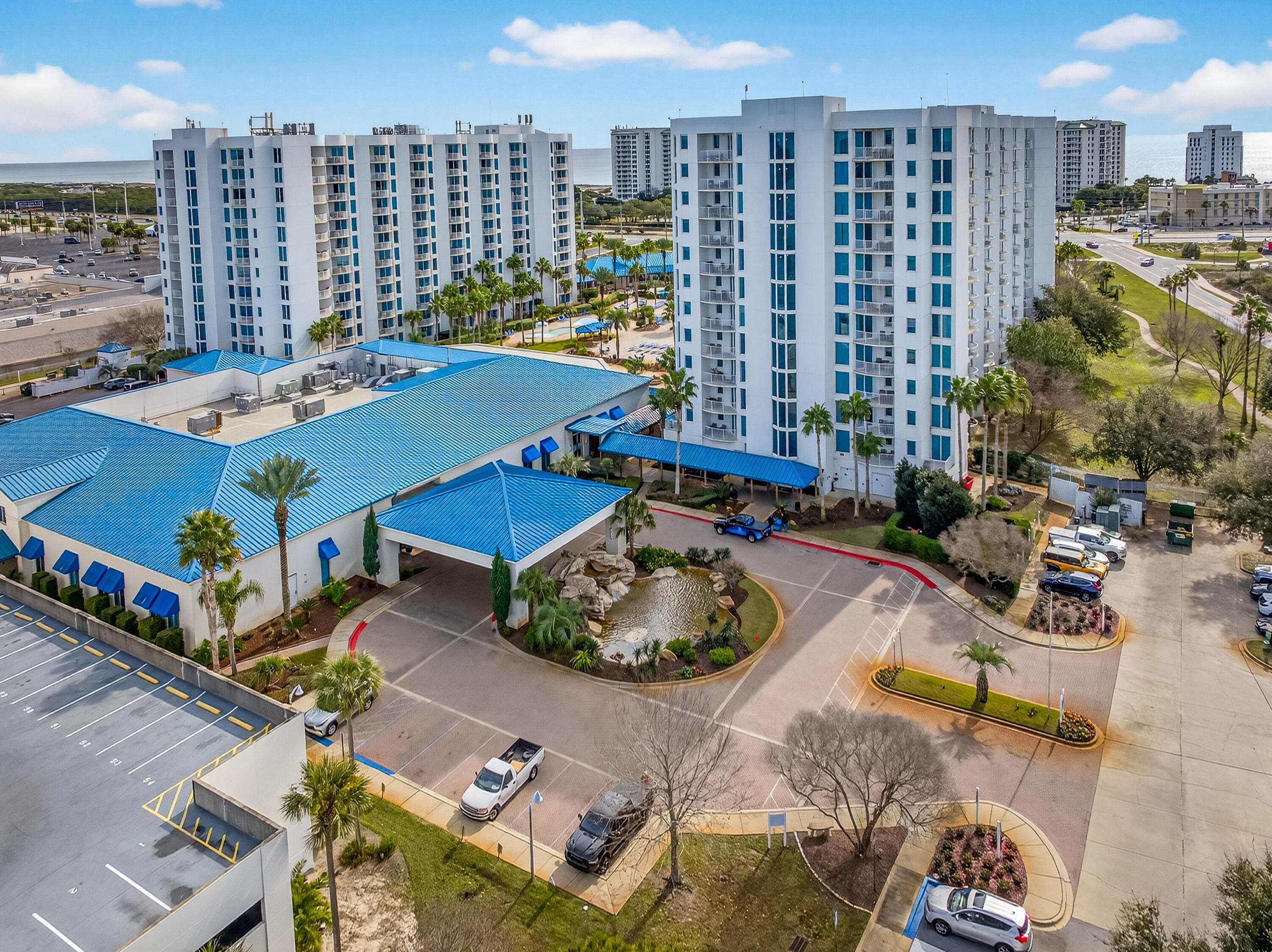 Image 3: THE PALMS OF DESTIN