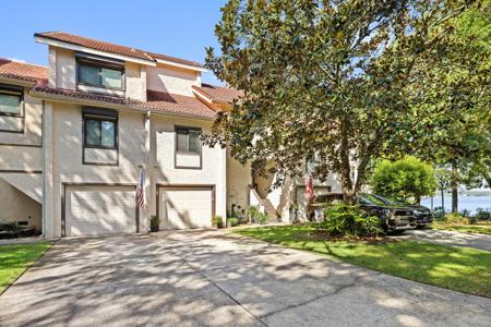 33 Marina Cove Drive