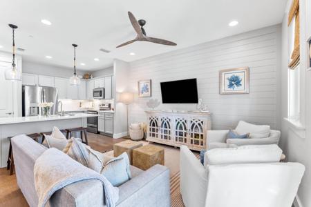 4923 E Co Highway 30A