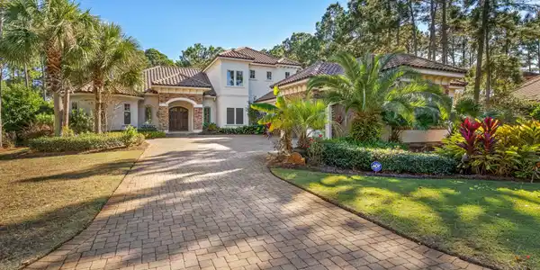 3518 Burnt Pine Lane
