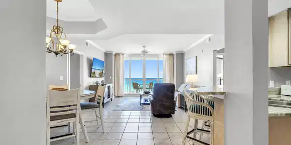 Image 3: 4-web-or-mls-DSC06268