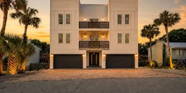 Image 2: Front_Elevation_326_Summit_Drive